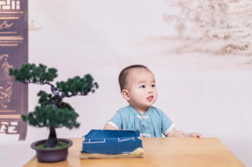 供卵试管代怀生子费用几个月宝宝不吐奶